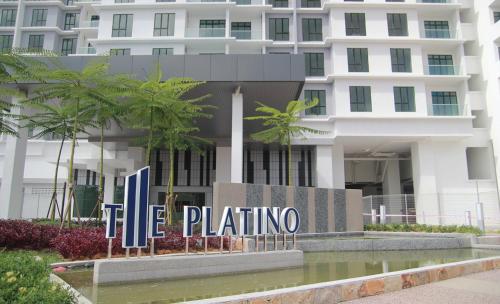 a building with the platino sign in front of it at Paradigm Mall 1BR-Poolview-Netflix-WiFi by JB RelaX Homestay in Johor Bahru
