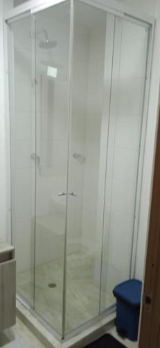 Bilik mandi di Apartment in Sanatamarta with Beach 20’