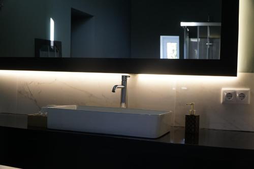 Bilik mandi di Loft Tapada