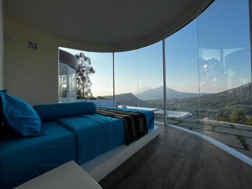 Nespecifikovaný výhled na hory nebo výhled na hory při pohledu z luxury tent
