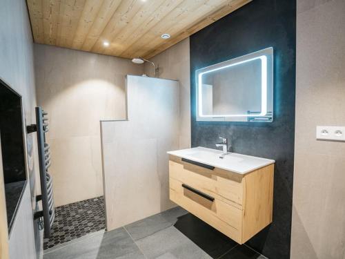 Charmant chalet 3 pièces pour 6 pers avec terrasse à Châtel, proche centre et télécabine.
