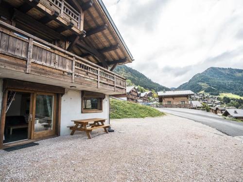 Charmant chalet 3 pièces pour 6 pers avec terrasse à Châtel, proche centre et télécabine.
