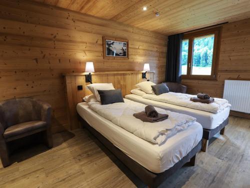 Grand chalet 7 pièces, 15 pers, sauna, jacuzzi à Châtel