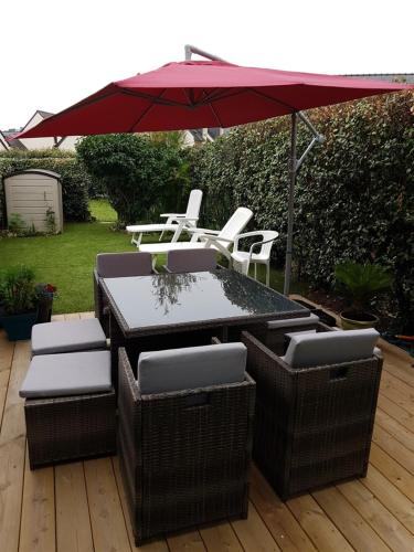 Jolie petite maison à 500m de la plage d'Erdevenにある庭