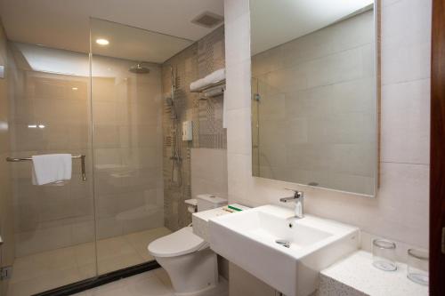 Koupelna v ubytování Avissa Suites