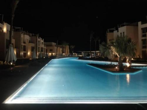 Πισίνα στο ή κοντά στο Mangroovy Magic PoolView 1BR in Beachfront Complex M3 3A 13