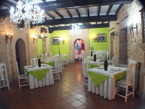 Restaurace v ubytování Hostería El Pomar