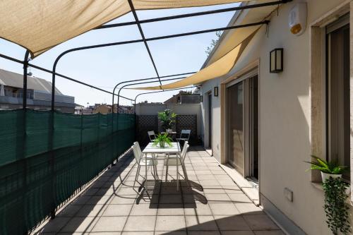 Edolo Terrace