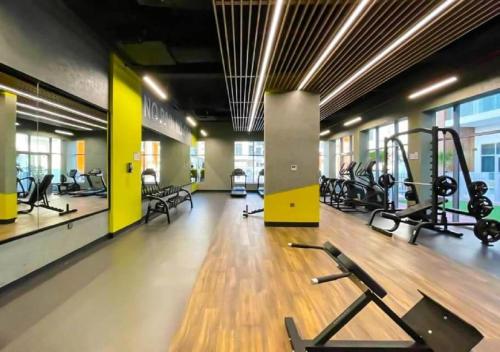 Fitness centrum a/nebo fitness zařízení v ubytování Bright Studio in Pantheon Elysee