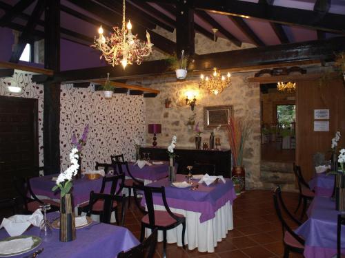 Restaurace v ubytování Hostería El Pomar