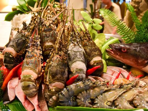 Mad på resortet eller i nærheden