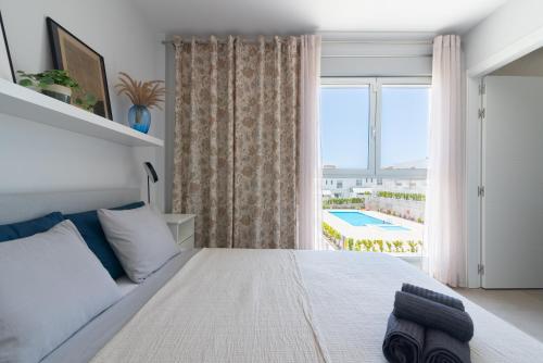 White Medano apartment AC New with fast Wifi