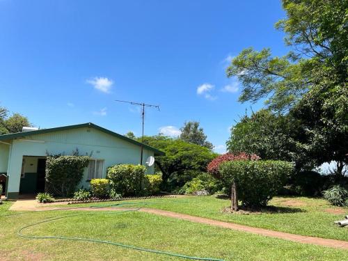 Κήπος έξω από το Elwandle Guest House