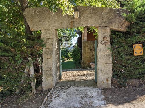Κήπος έξω από το Finca Alegrías