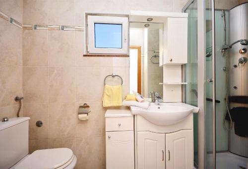 Koupelna v ubytování Apartment Srima