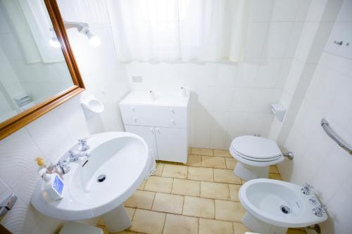Un baño de Monferrato, Intera casa uso esclusivo giardino recintato posto auto privato, ideale per famiglie con animali