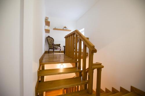 Imagen de la galería de Monferrato, Intera casa uso esclusivo giardino recintato posto auto privato, ideale per famiglie con animali, en Lu