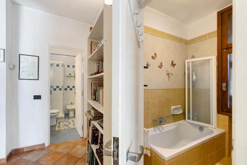 Koupelna v ubytování Belvedere su Bergeggi in Villa