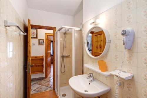 Et badeværelse på Residence Valleverde