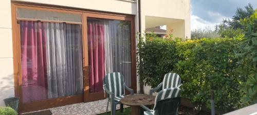 La tua casa meravigliosa con giardinoにある庭