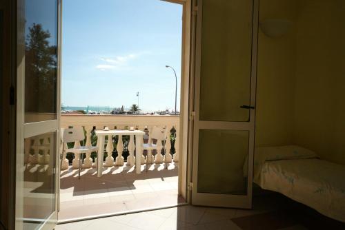 Balkoni atau teres di Residence Happy