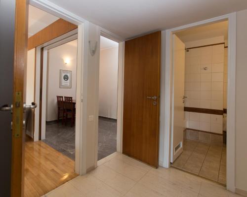 Un baño de Delice Hotel - Family Apartments