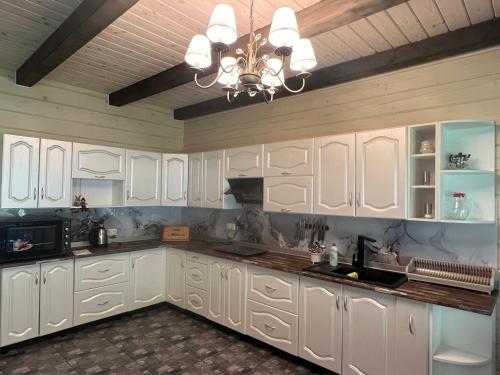 Dapur atau dapur kecil di Кольорове життя