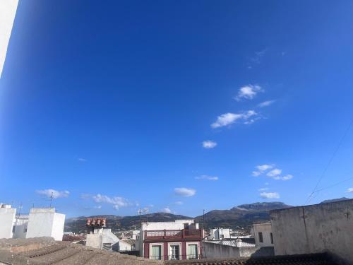 En generel udsigt til bjerge eller udsigt til bjerge taget fra lejligheden