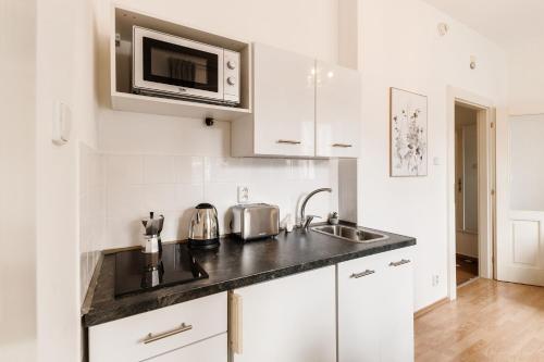 Dapur atau dapur kecil di King´s Road Residence