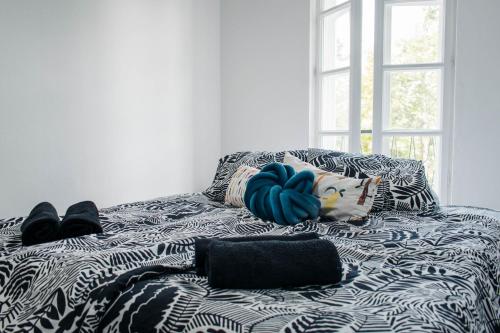 Ένα ή περισσότερα κρεβάτια σε δωμάτιο στο Villa Mavro Mavrovo