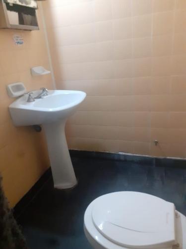 Un baño de El Viaje Hostel