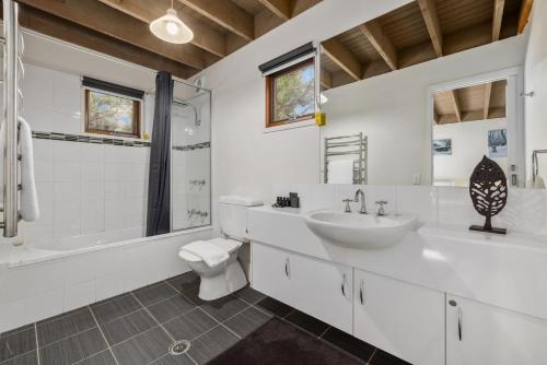 Ванна кімната в Merrits View