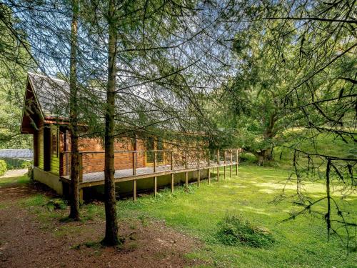 Gallery image of Larch - Uk31134 in Killin