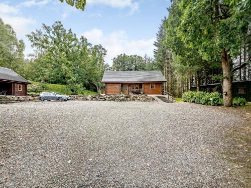 Gallery image of Larch - Uk31134 in Killin