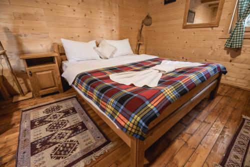 Postel nebo postele na pokoji v ubytování JELA NATURAL RESORT