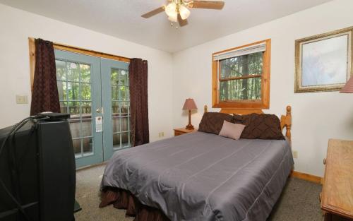 Postel nebo postele na pokoji v ubytování Lorin Aleah