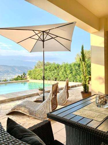 Aggelos and Thisbe Chania Suburbs Sea View Guest House