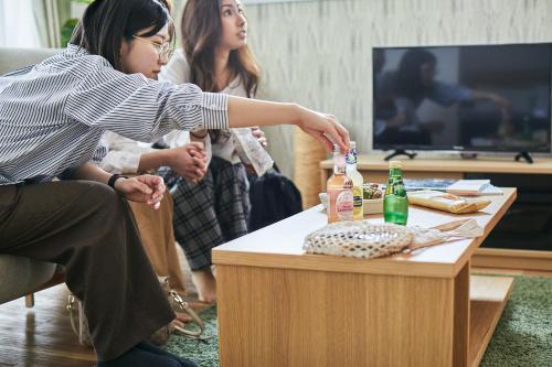 PINN-N4E2Ⅱ にあるテレビまたはエンターテインメントセンター