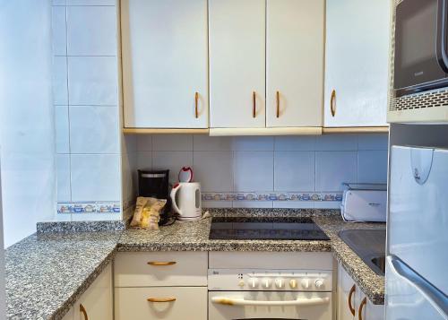 Skol 242 Excellent One Bedroom Apartment with Sea Views