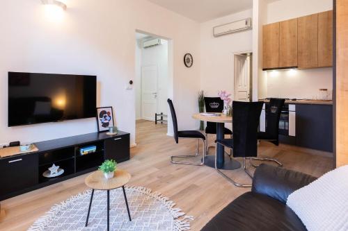 Design 3 BDR Duplex with balcony