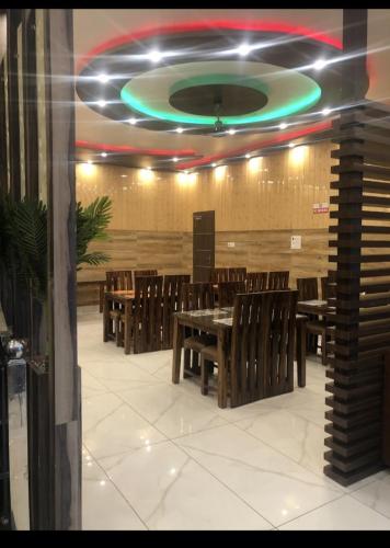 TARA HOTEL & RESTAURANT – Photos 3