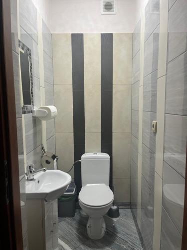 Ένα μπάνιο στο Pokoje Widok Szlembark