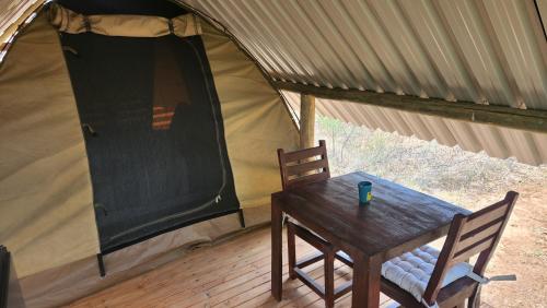 Φωτογραφία από το άλμπουμ του Jackal Cry River View Tent σε Skeerpoort