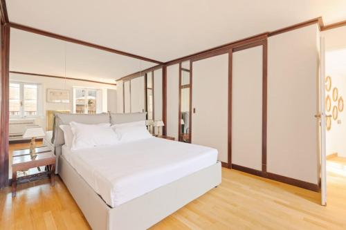 Piede Charming Apartment