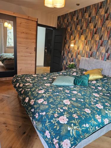 Angielska Grobla 5 Familia