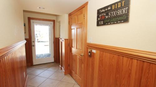 Φωτογραφία από το άλμπουμ του Semi-Oceanfront, Wild Horses, Pets Welcome, Private Pool, 4x2064, Happy Hours σε Knotts Island