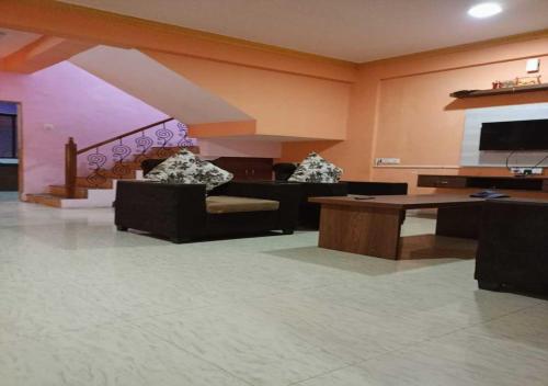 Η κουζίνα ή μικρή κουζίνα στο Roshni Villa - Near Ekvira Devi Temple