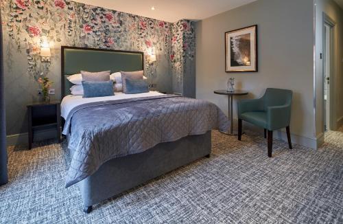 Cama o camas de una habitación en Mandolay Hotel Guildford