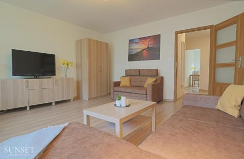 Sunset Apartments - Sikorskiego - słoneczne mieszkanie w centrum, Park Zdrojowy 100m