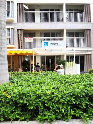 Budova, kde se aparthotel nachází